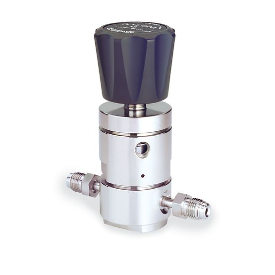 TESCOM™ 64-5000 系列负压调压器