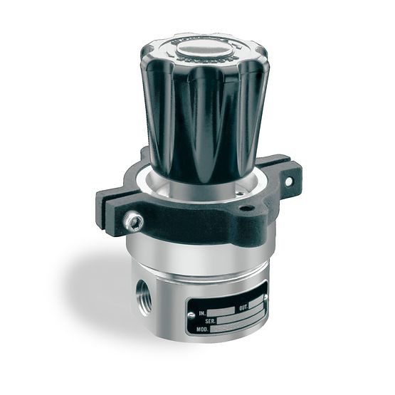 TESCOM™ 26-2300 背压调压器
